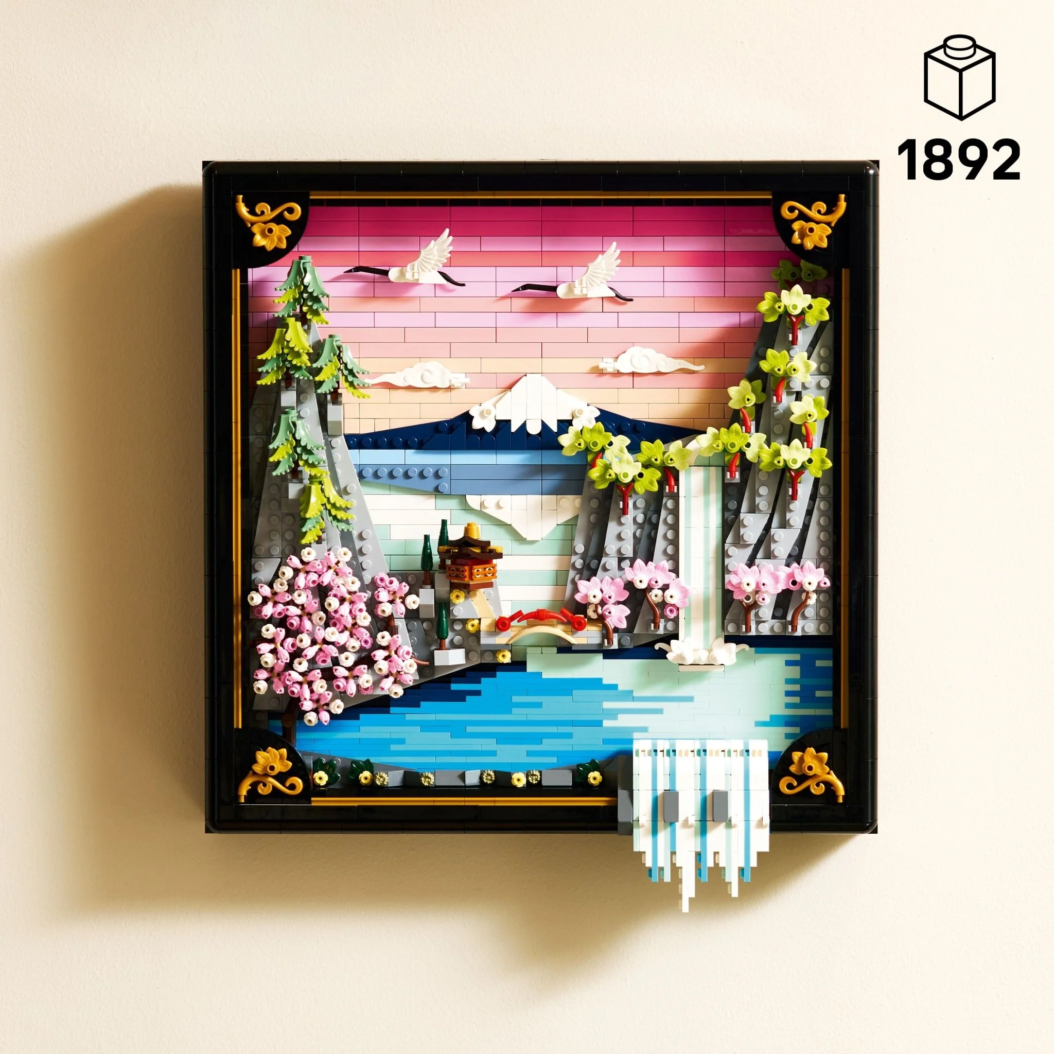 LEGO Japanese Cherry Blossom Landscape 31218 - Image 3