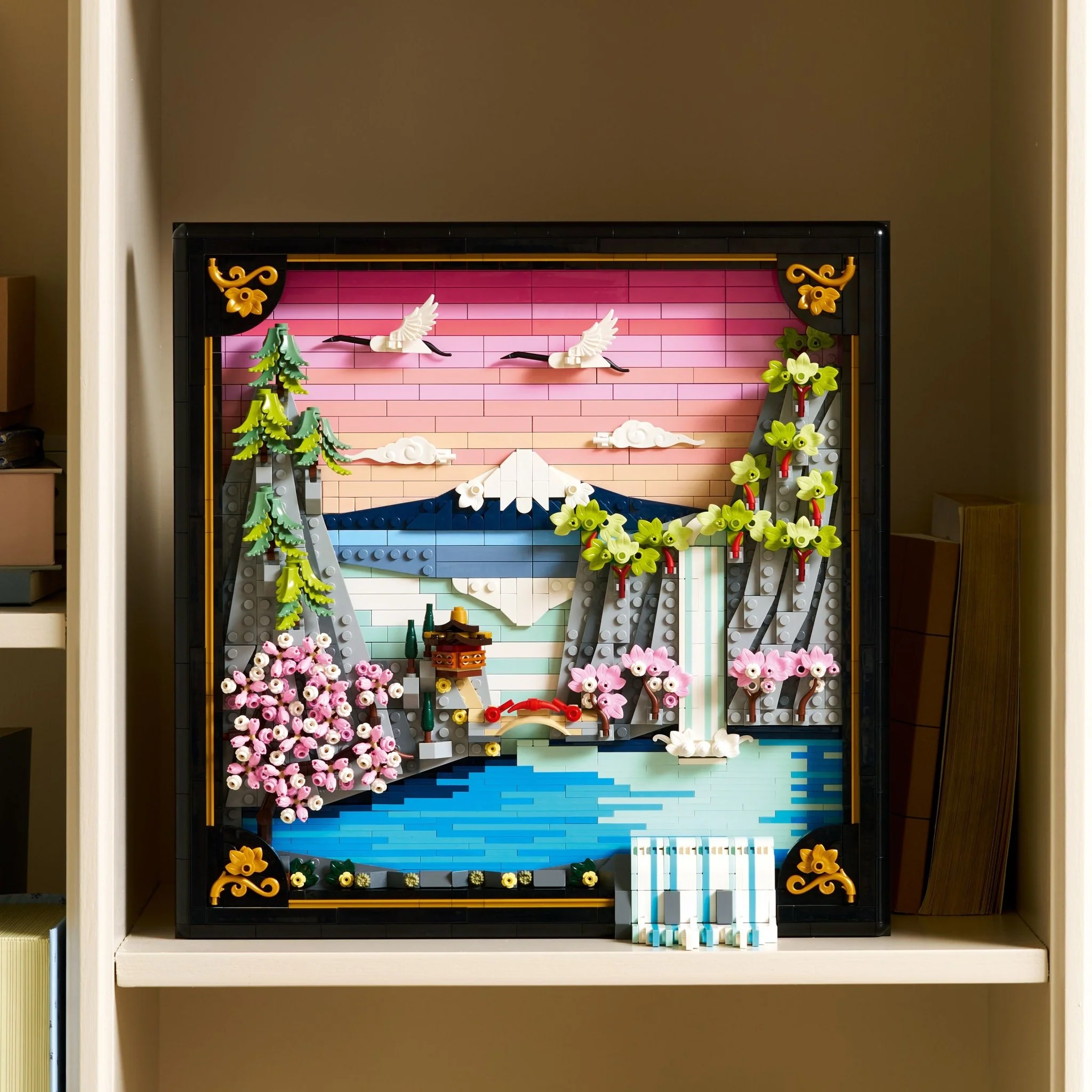 LEGO Japanese Cherry Blossom Landscape 31218 - Image 5