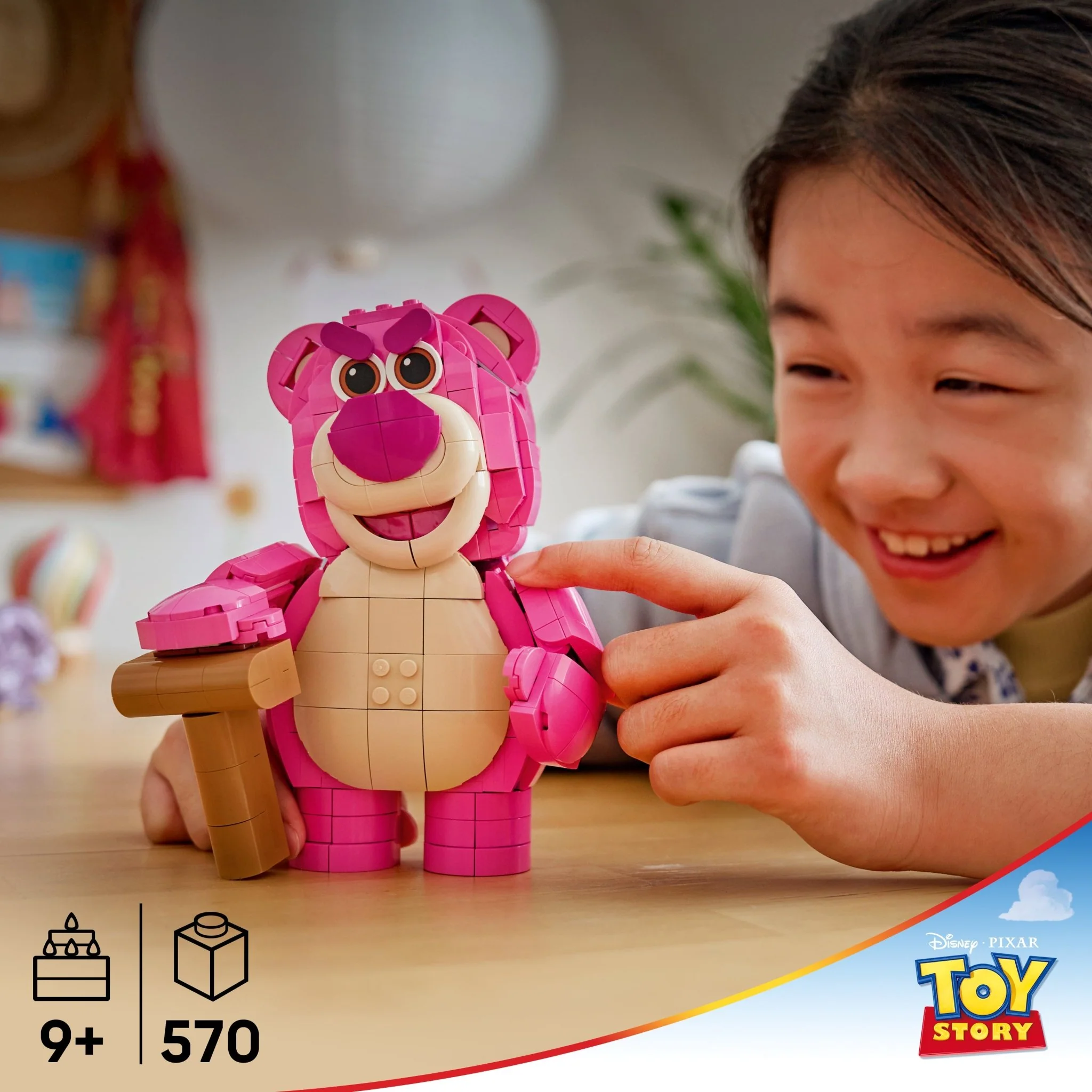 LEGO Disney and Pixar Toy Story Lotso 43306 - Image 2
