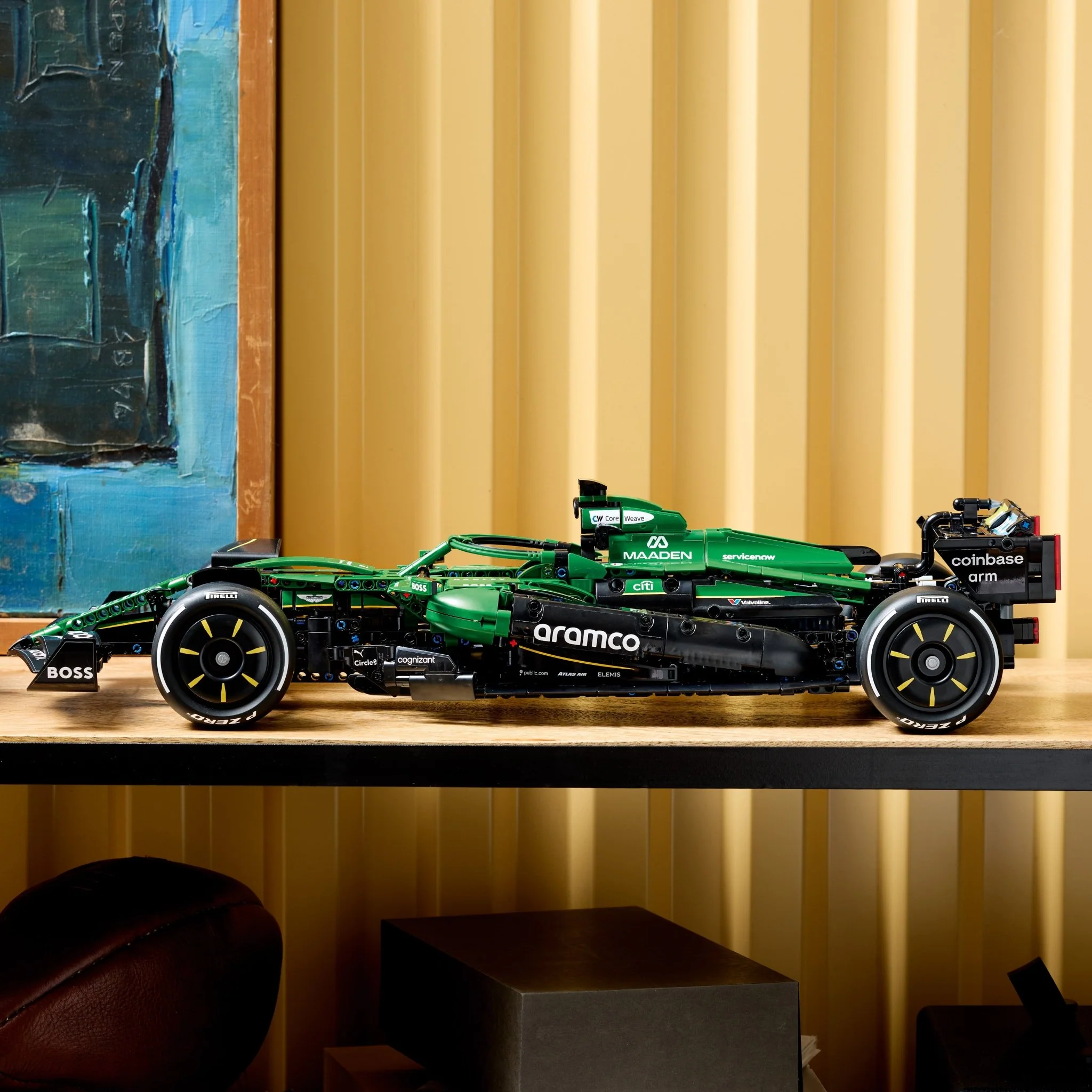 LEGO Technic Aston Martin Aramco AMR25 F1 Car 42240 - Image 4