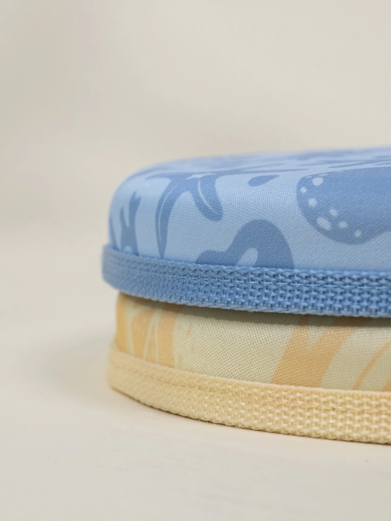 Neoprene Frisbee – Under the Sea - Image 7