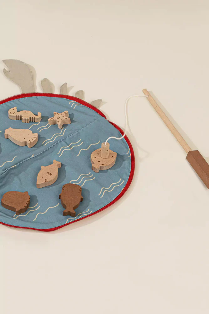 Wooden Fishing Game with Bag - Image 12